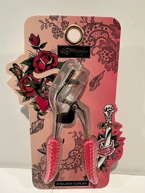 Ed Hardy Professional Series Eyelash Curler.